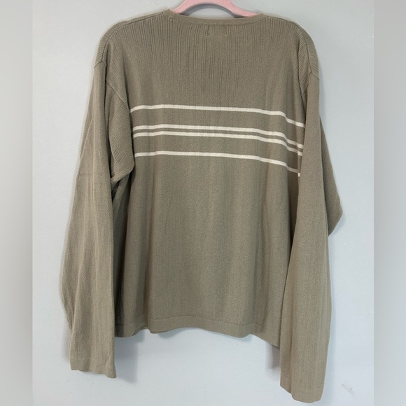 Vintage Dockers Men's Tan Crewneck Sweater with White Stripes, Size L - Picture 5 of 5